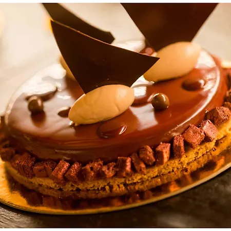 ماجستيك هوتل آند سبا جي إل 5*
