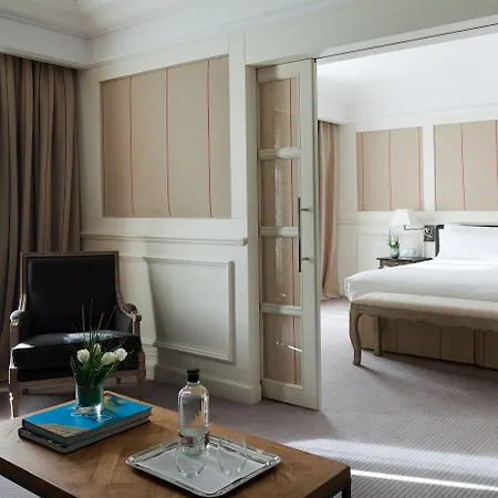 巴塞罗那gl莫伽斯提克酒店&温泉 酒店 5*