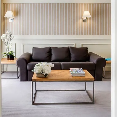 巴塞罗那gl莫伽斯提克酒店&温泉 酒店 巴塞罗那